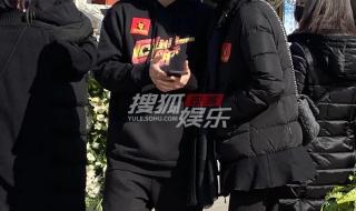 薛之谦悼念赵英俊