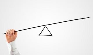 怨天怨地怨自己