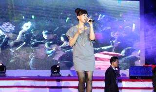 卓依婷九岁拜年歌专辑叫什么 卓依婷新年歌曲大全