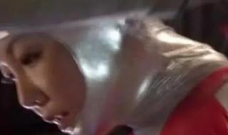 女奥特曼被怪兽图片