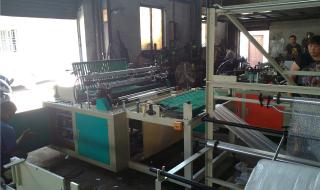 亲制袋顶封口气泡问题 珠光膜气泡袋制袋机