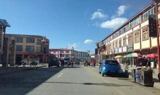 望着天边的云也望着天边的星叫什么歌名 你是天边最美的云彩