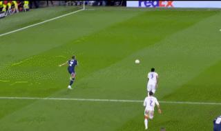 姆巴佩在大巴黎踢哪个位置 姆巴佩为何会突然归队大巴黎